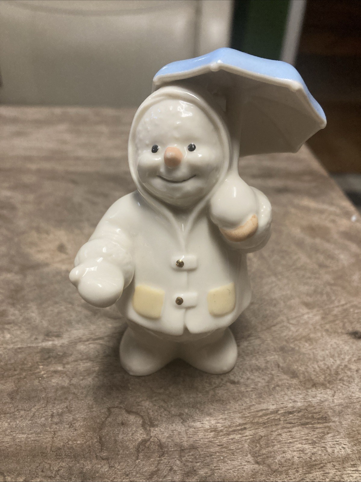 Lenox - 12 Months Of Snowmen - April - Snowman With Umbrella Figurine