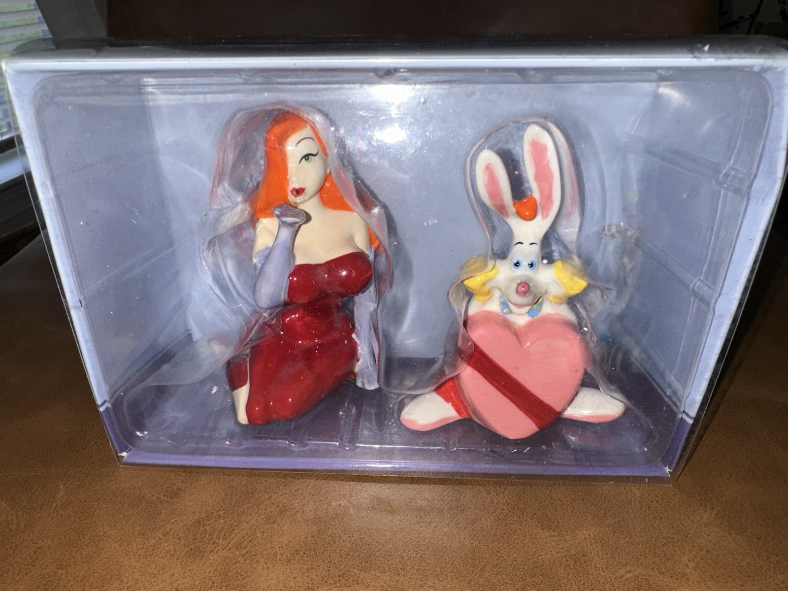 Disney Roger Rabbit & Jessica Rabbit Enesco  Salt & Pepper Shakers Set MIB