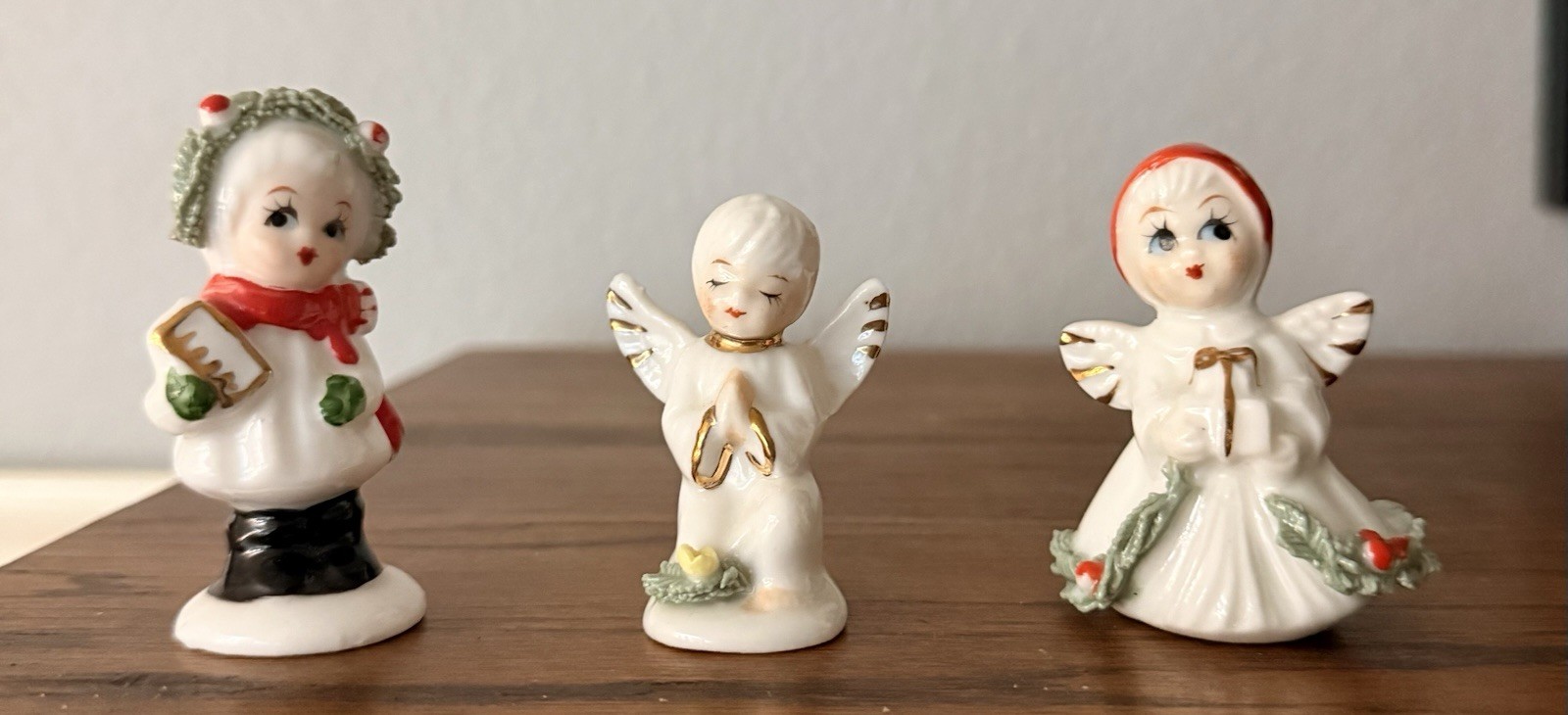 Vintage Napco Mini Christmas Angels Figurines 2”  Spaghetti Trim x 3
