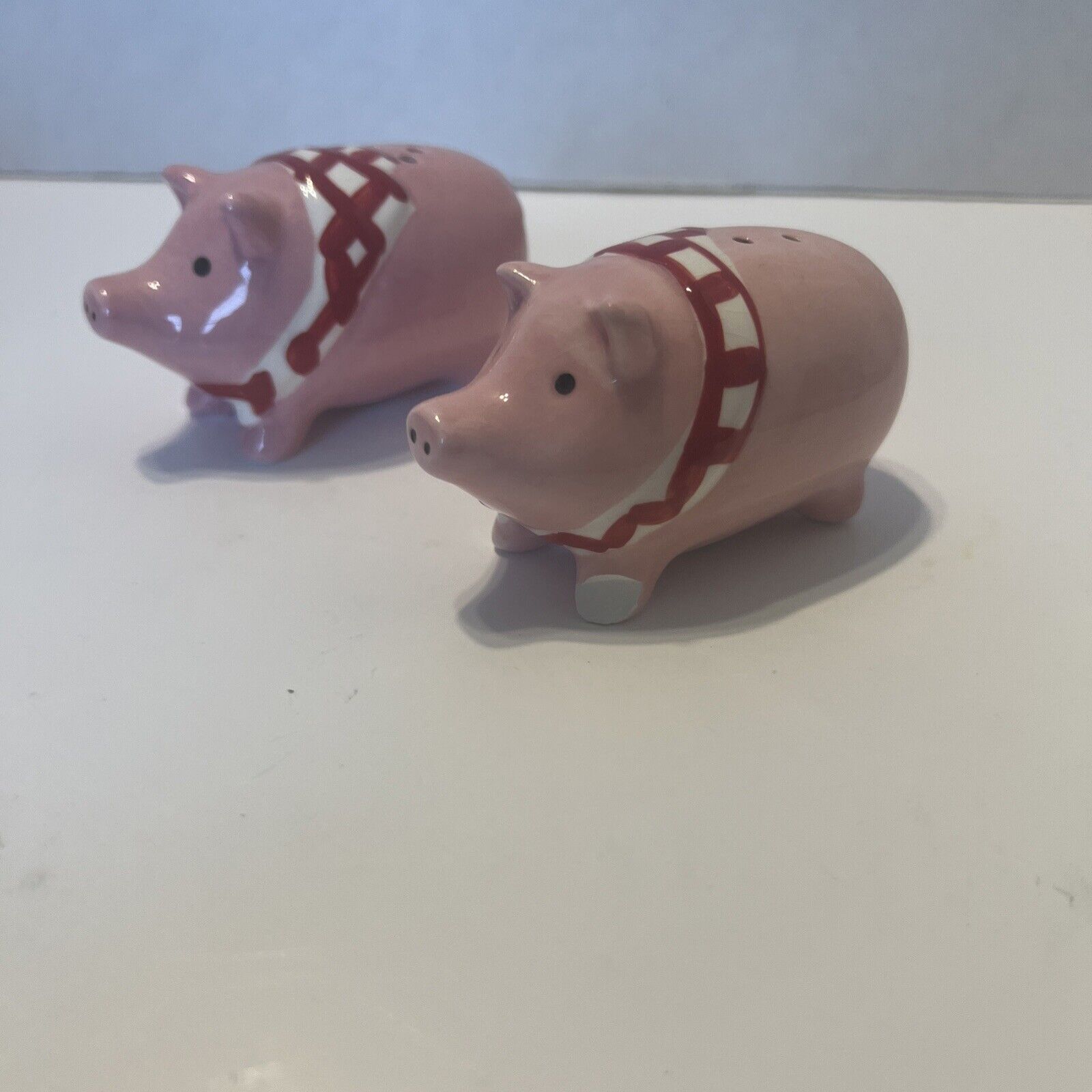 Vintage Pink Pig with Red w/ White Checkered Bandanas Salt and Pepper Shakers