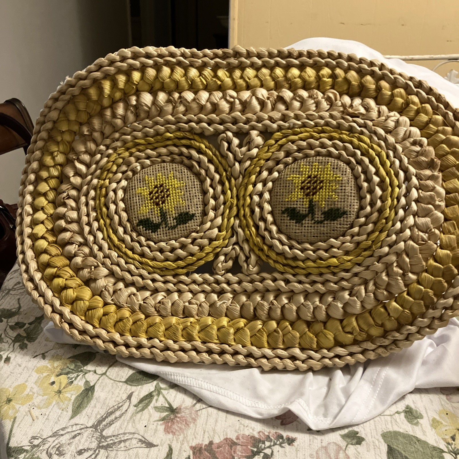 Vintage 70\'s Raffia And Needlepoint Double Trivet  placemat 