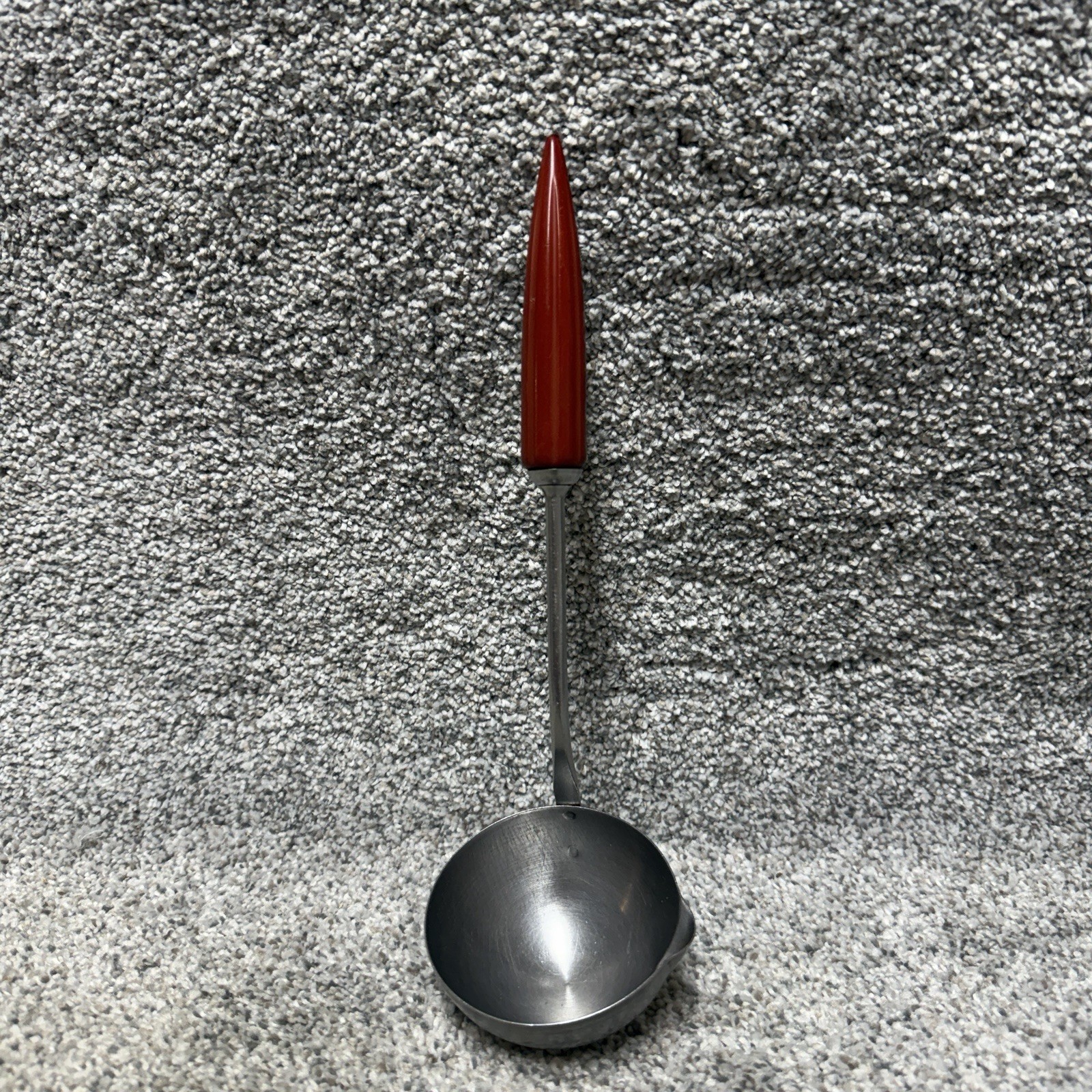 Vintage Androck Bakelite Red Bullet Handle Side Pour Spout Stainless Soup Ladle