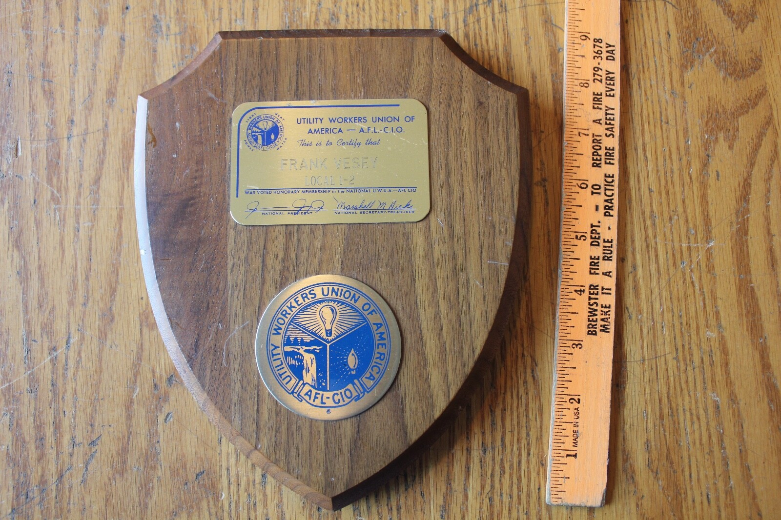 Utility Workers Union of America Local 1-2 Vintage Wooden wall plaque award 