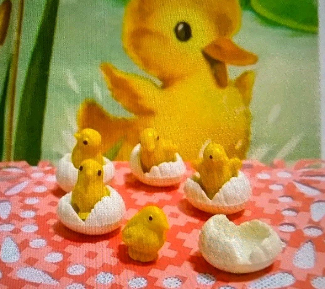 10 Pc Vintage Easter Miniature Rubber Chick Cracked Egg West Germany 1/2