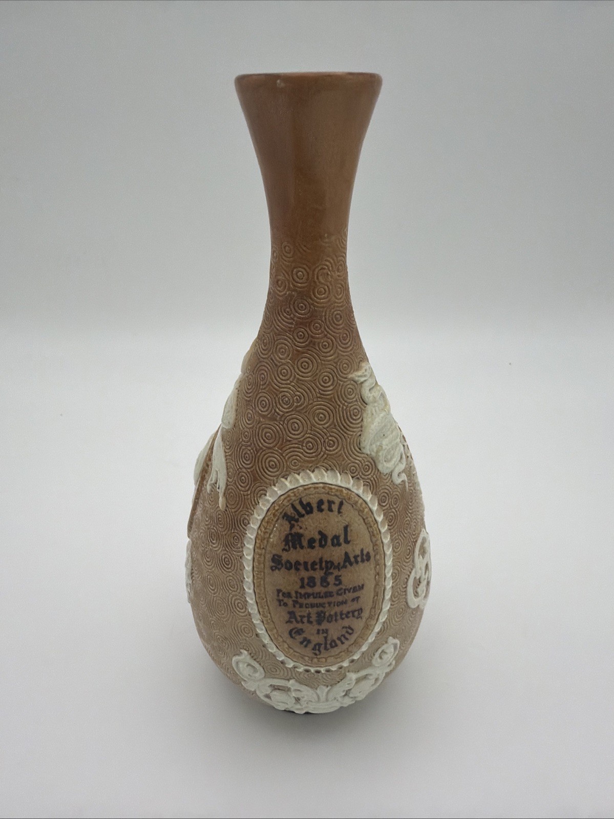 1885 Doulton Lambeth Prince of Wales Albert Medal Commemorative Vase