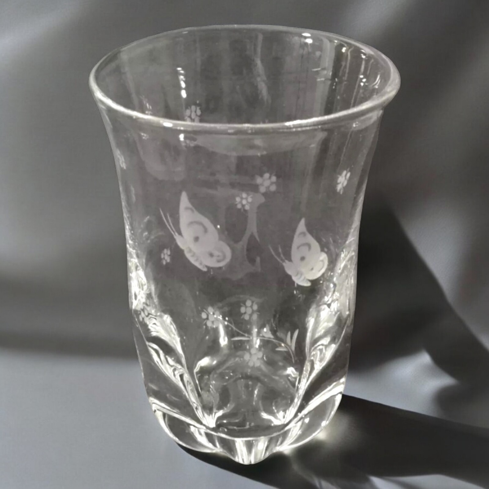 Orrefors Crystal Art Glass Buttefly Etched Vase 6.5 Orrefors Crystal Art Glass Buttefly Etched Vase 6.5