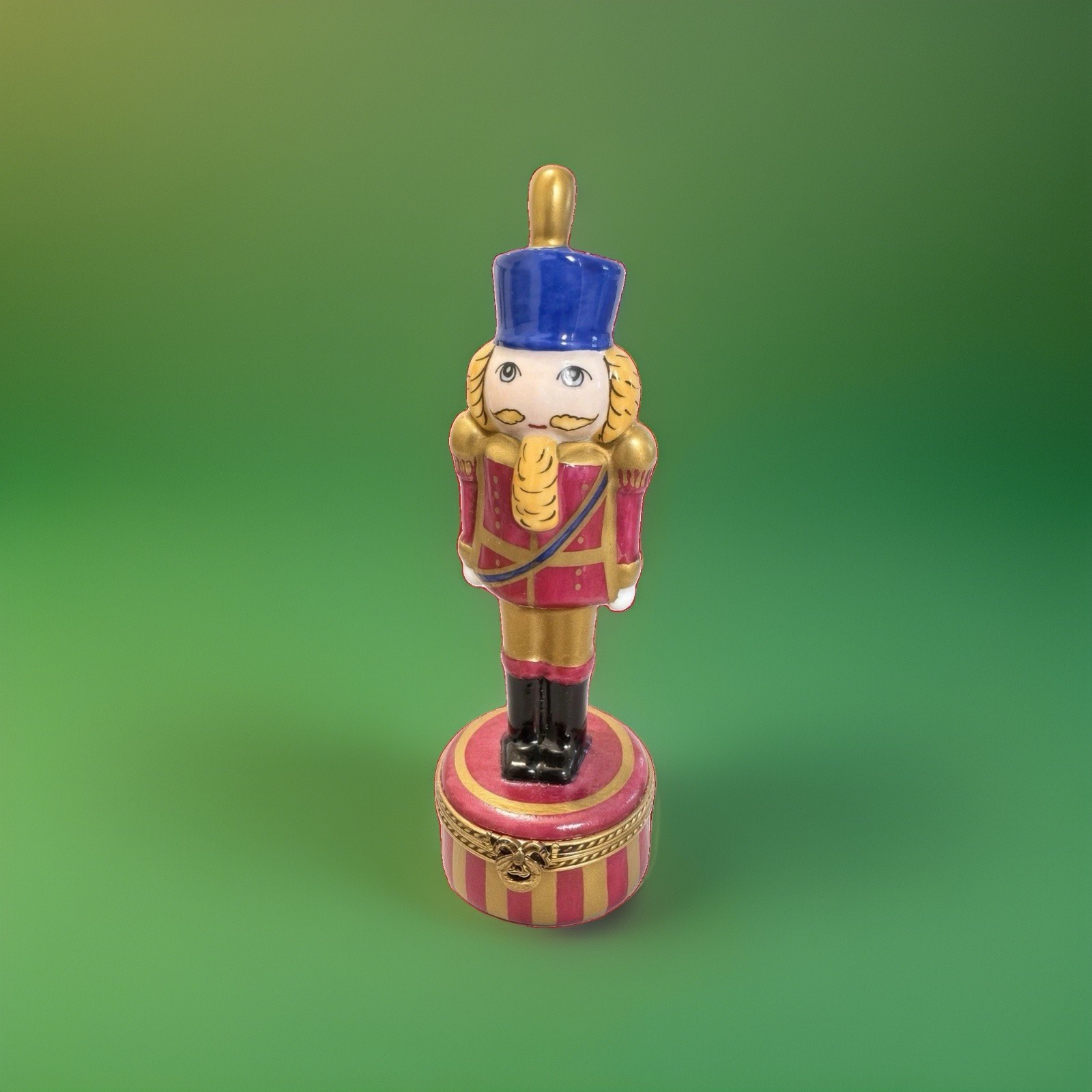 RARE  NWOB ROCHARD Limoges Holiday XMAS “Burgundy Nutcracker” Box Peint Main