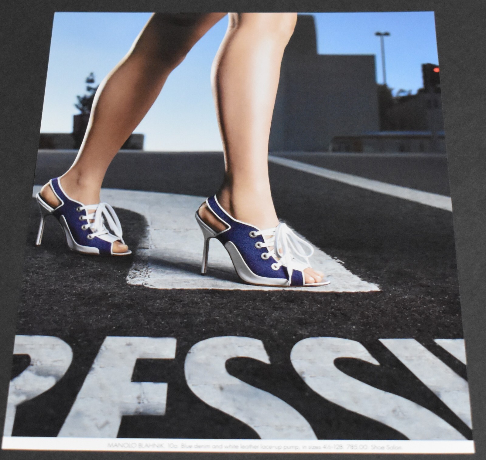 2010 Print Ad Sexy Fashion Heels Long Legs Lady Feminine Manolo Blahnik Street T