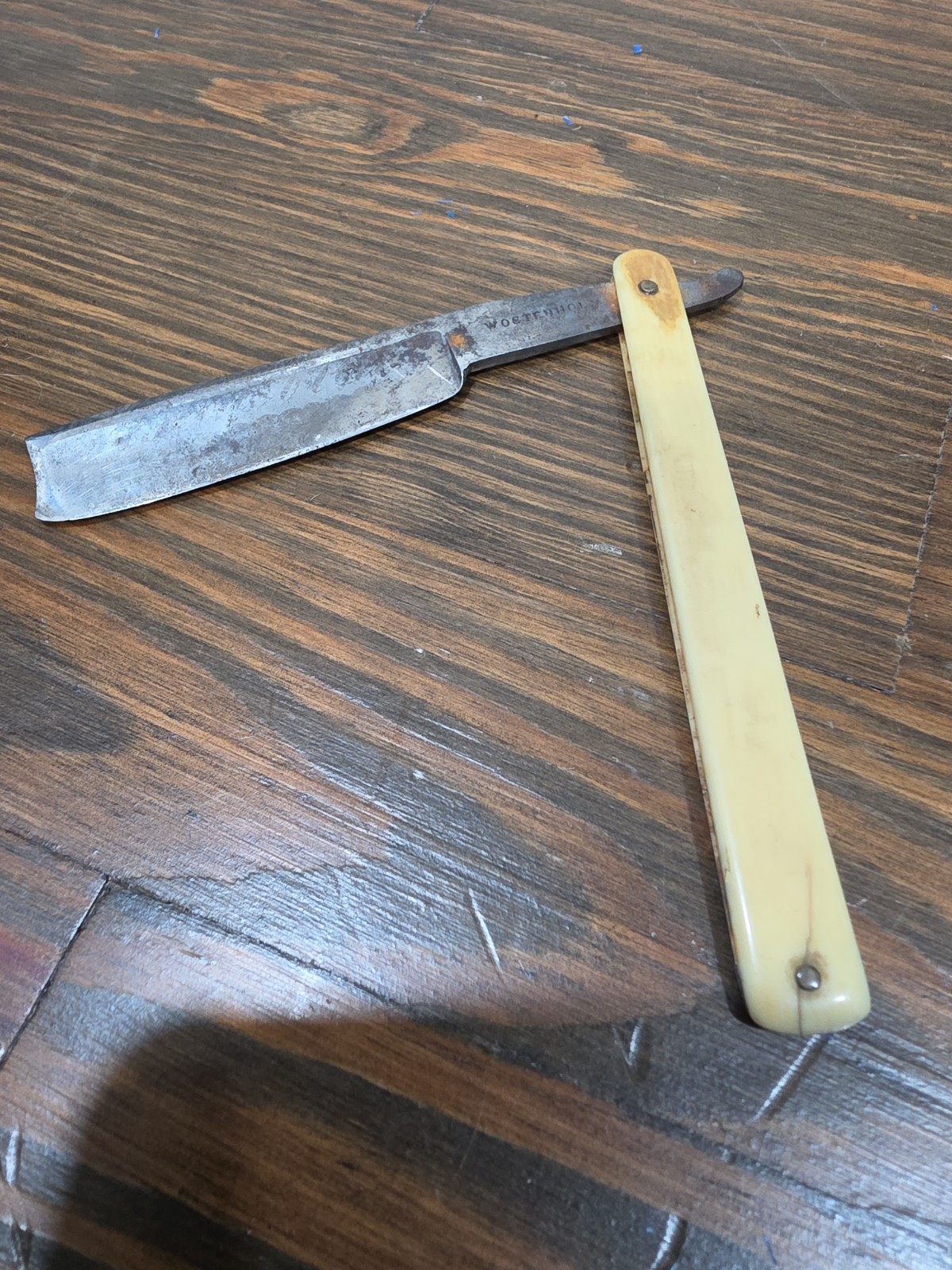 Vintage George Wostenholm Straight Razor
