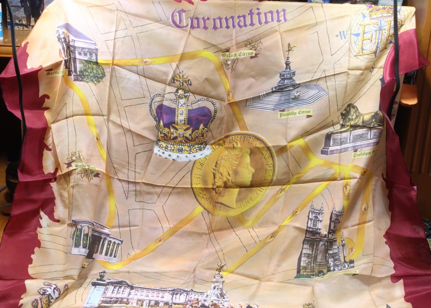 Vintage 1952/53 Queen Elizabeth Coronation Scarf 30 x 34\