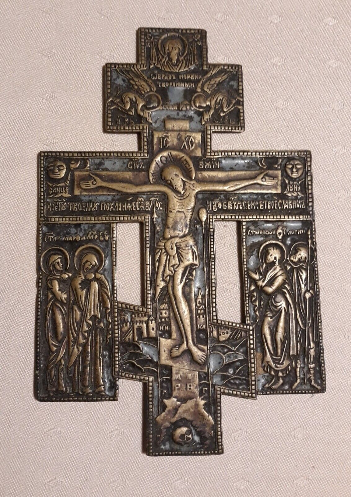 ANTIQUE (XVIII) RUSSIAN ORTHODOX ENAMEL BRONZE ICON CROSS Crucifixion of Christ