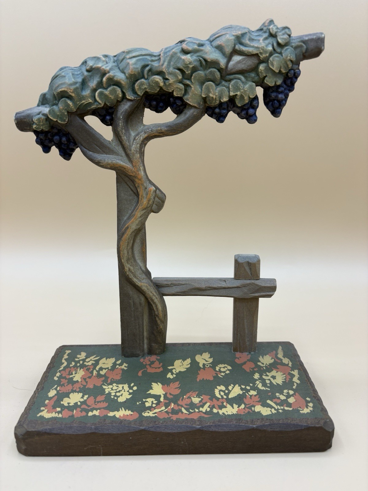 Vintage ANRI Renewal Grapevine with Fence Back Drop Display Stand Base Italy