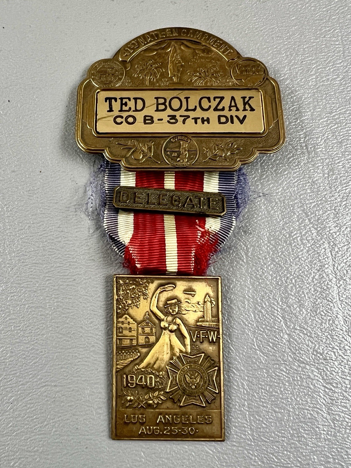 Vintage 41st NATL-EN CAMPMENT Co B-37th Division Delegate Medal VFW 1940 LA