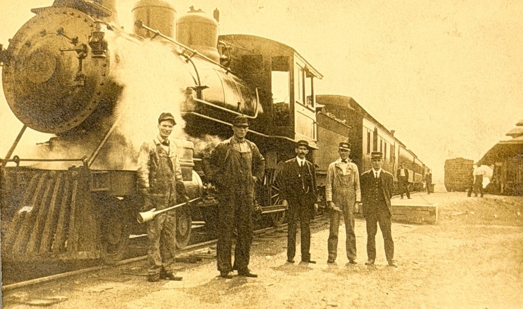 RPPC Steam Locomotive & Crew Real Photo Postcard Vintage Train Railroad 1909