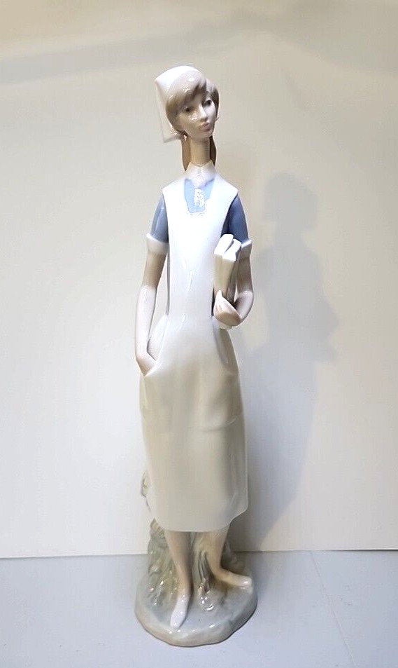 Vintage Lladro Nurse W/ Charts Gloss Porcelain Figurine #4603