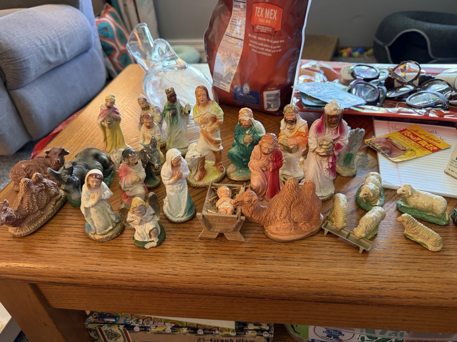 26 Pc Vintage Chalkware Nativity Set, JMJ,Kings, Angel, Animals, Shepherd Jesus