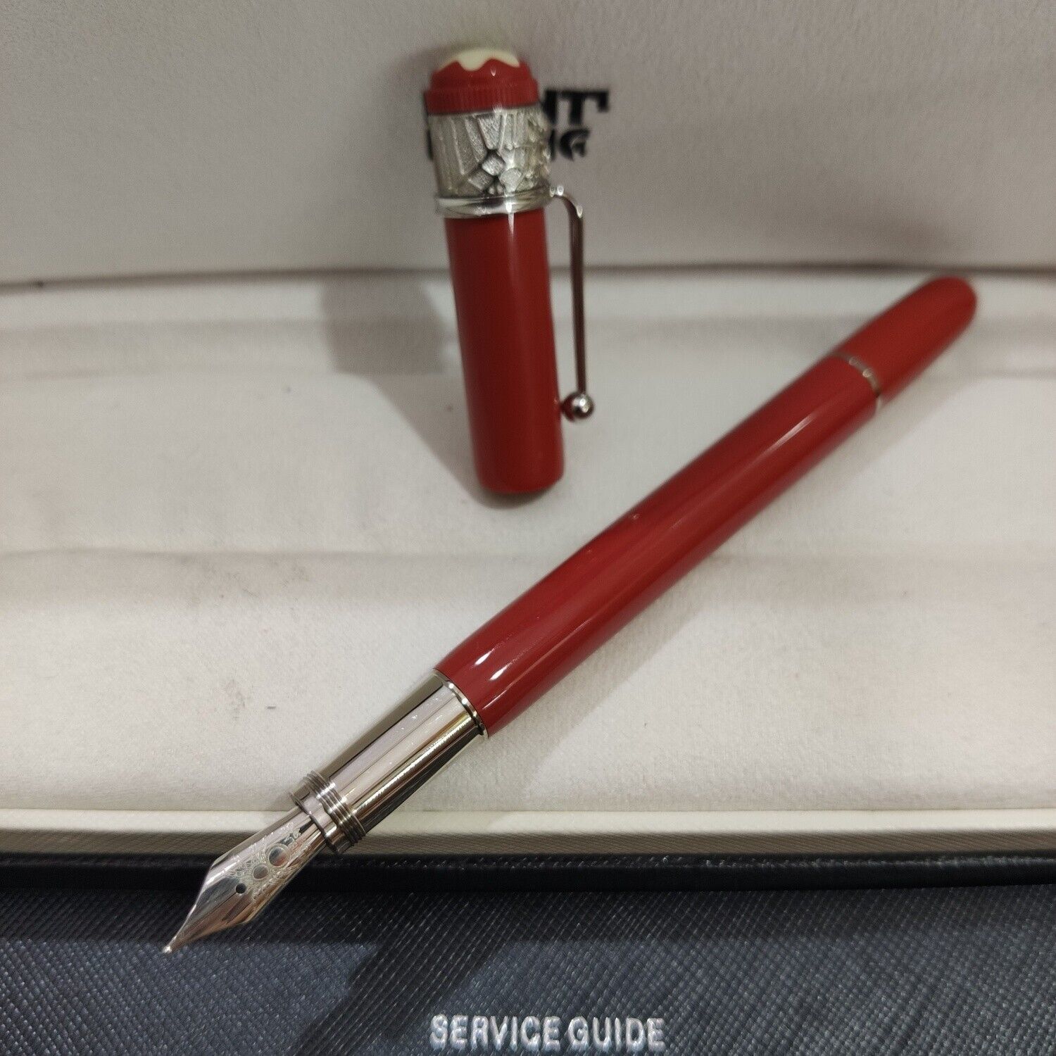 Luxury Spider Resin Series Red Color - Silver Clip M nib Fountain Pen NO BOX