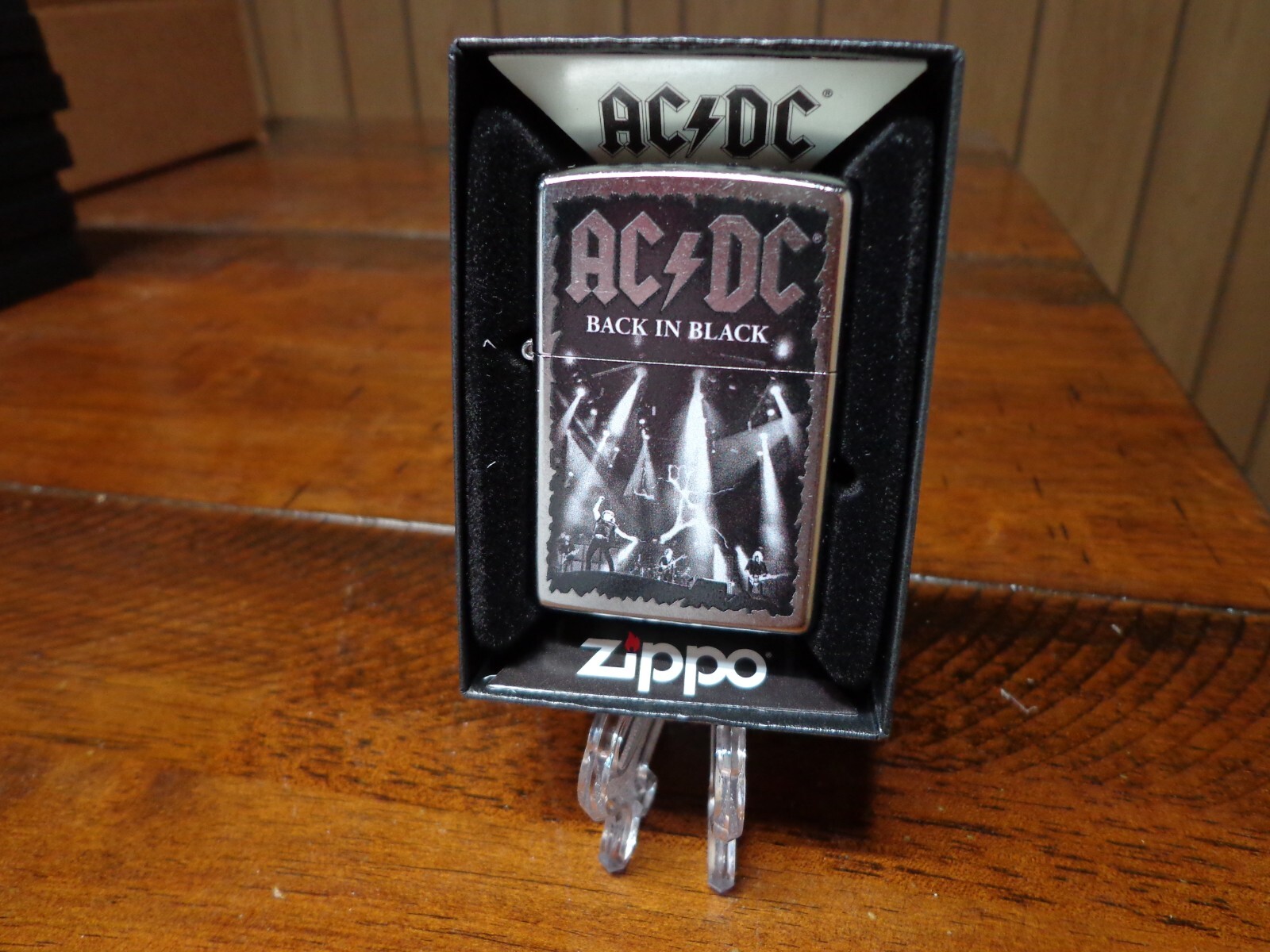 AC/DC BACK IN BLACK IN CONCERT ZIPPO LIGHTER MINT IN BOX AC/DC BACK IN BLACK IN CONCERT ZIPPO LIGHTER MINT IN BOX