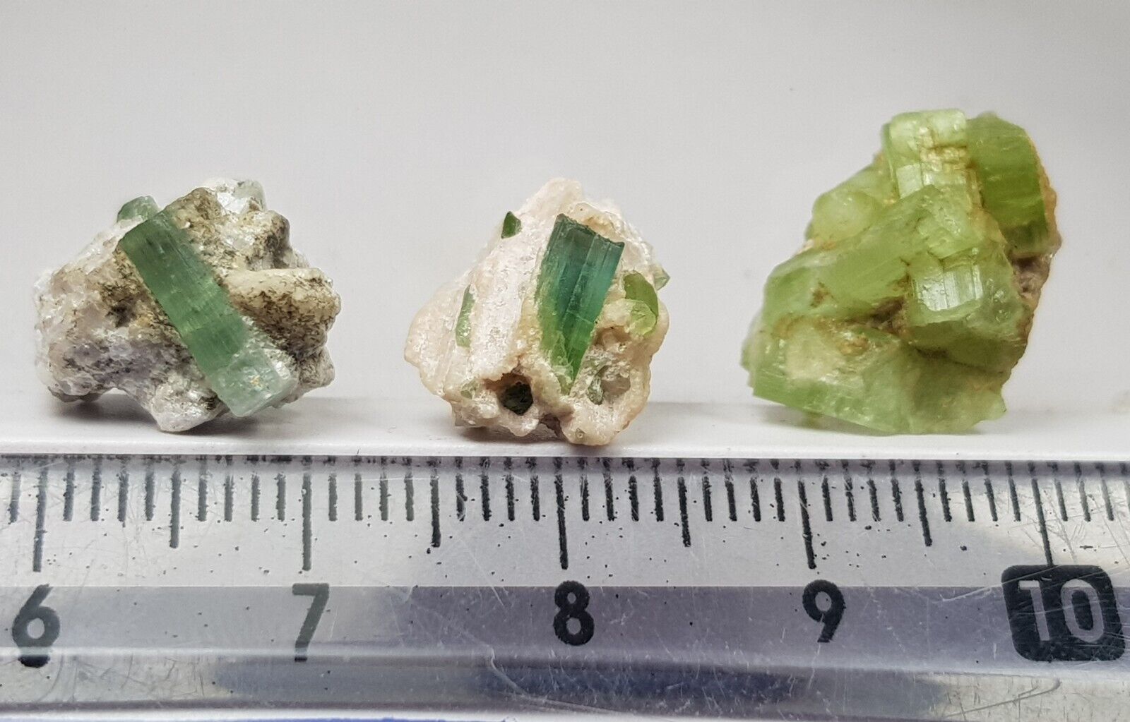 3 pcs 4.40gram Beautiful Natural Green Color Tourmaline Crystal Specimen 