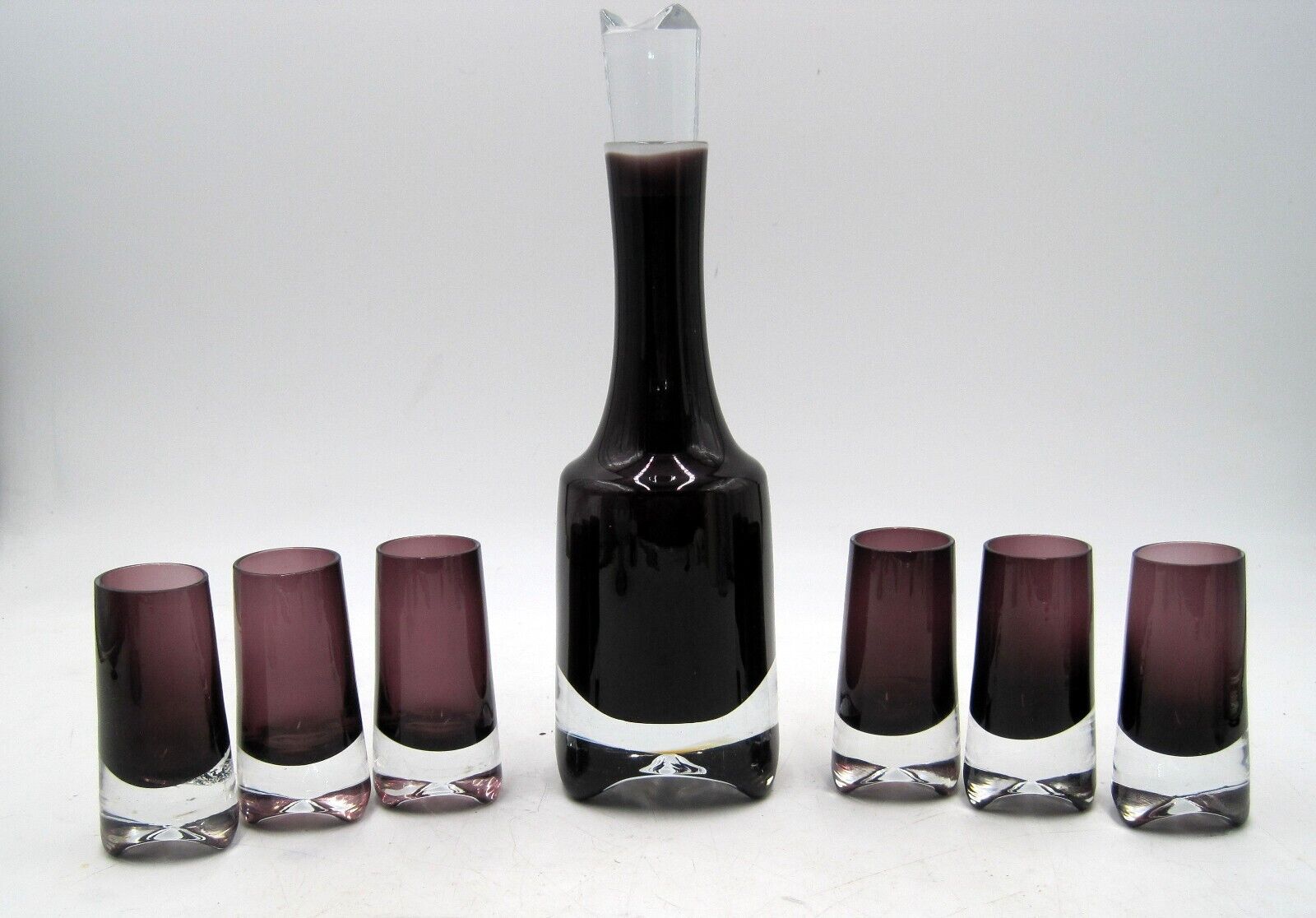 Vtg Scandinavian Purple Amethyst Sommerso Glass Gin Decanter & 6 Shot Glasses