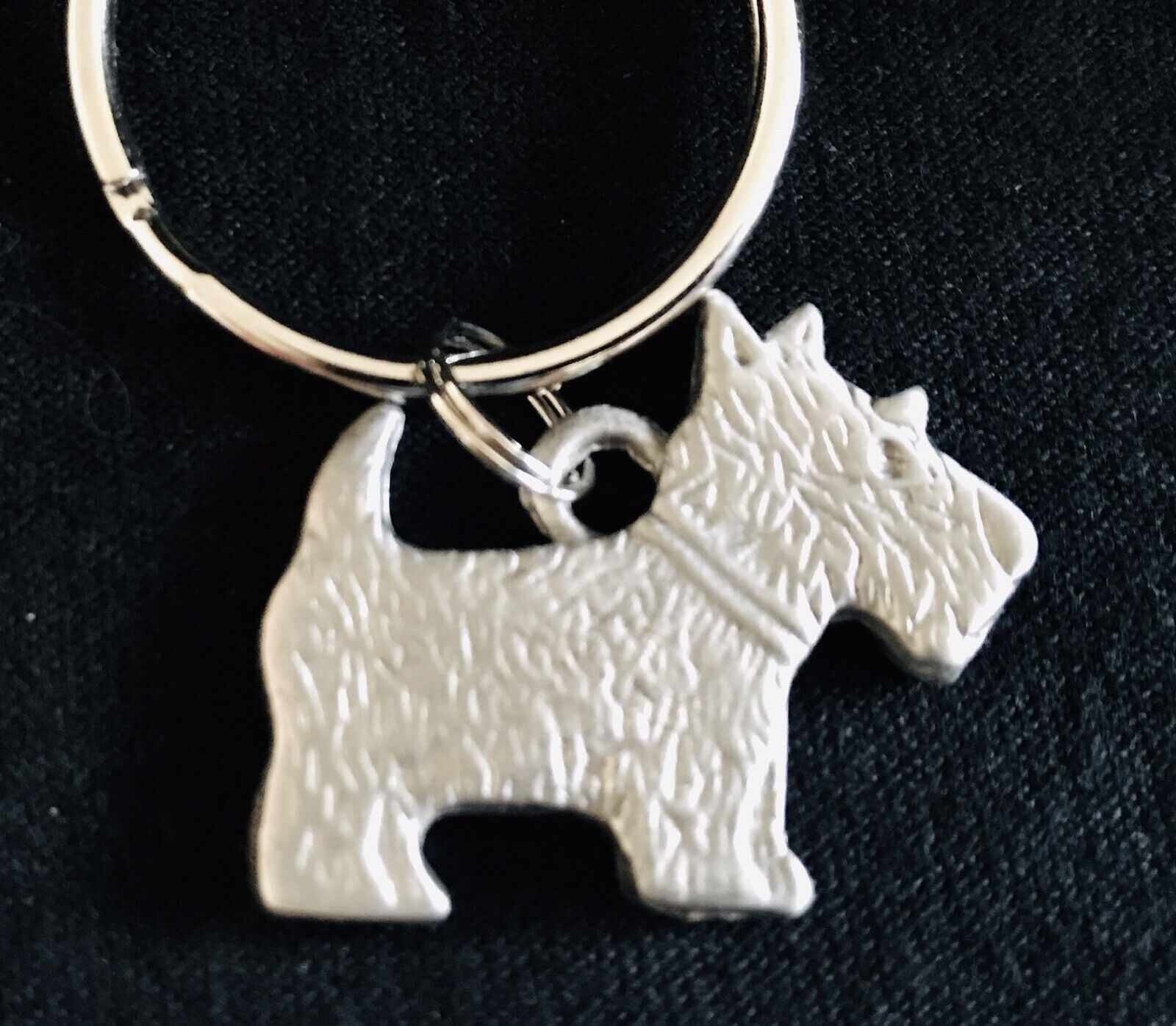 Pewter SCOTTIE Scottish Terrier Dog Puppy Silver Metal Figurine Keychain E