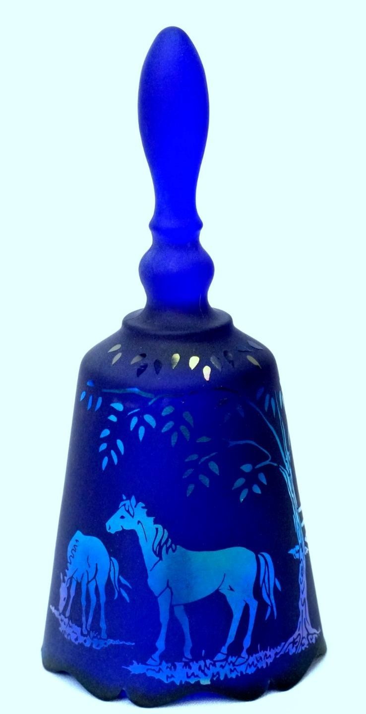 Fenton Art Glass #7469 YE Connoisseur Magical Meadow Favrene Satin 6\