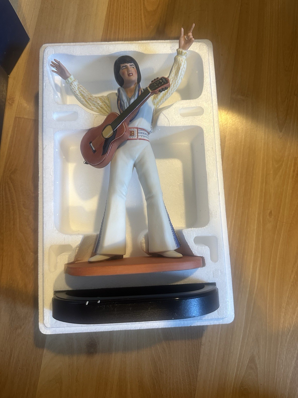  Elvis Presley 1987 Royal Orleans Detroit Concert Figurine COA low number #110