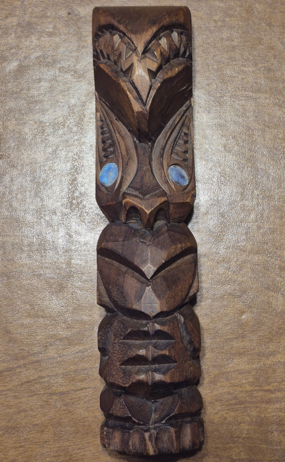 VINTAGE NEW ZEALAND HAND CARVED TIKI - KAURI WOOD - 8 3/4