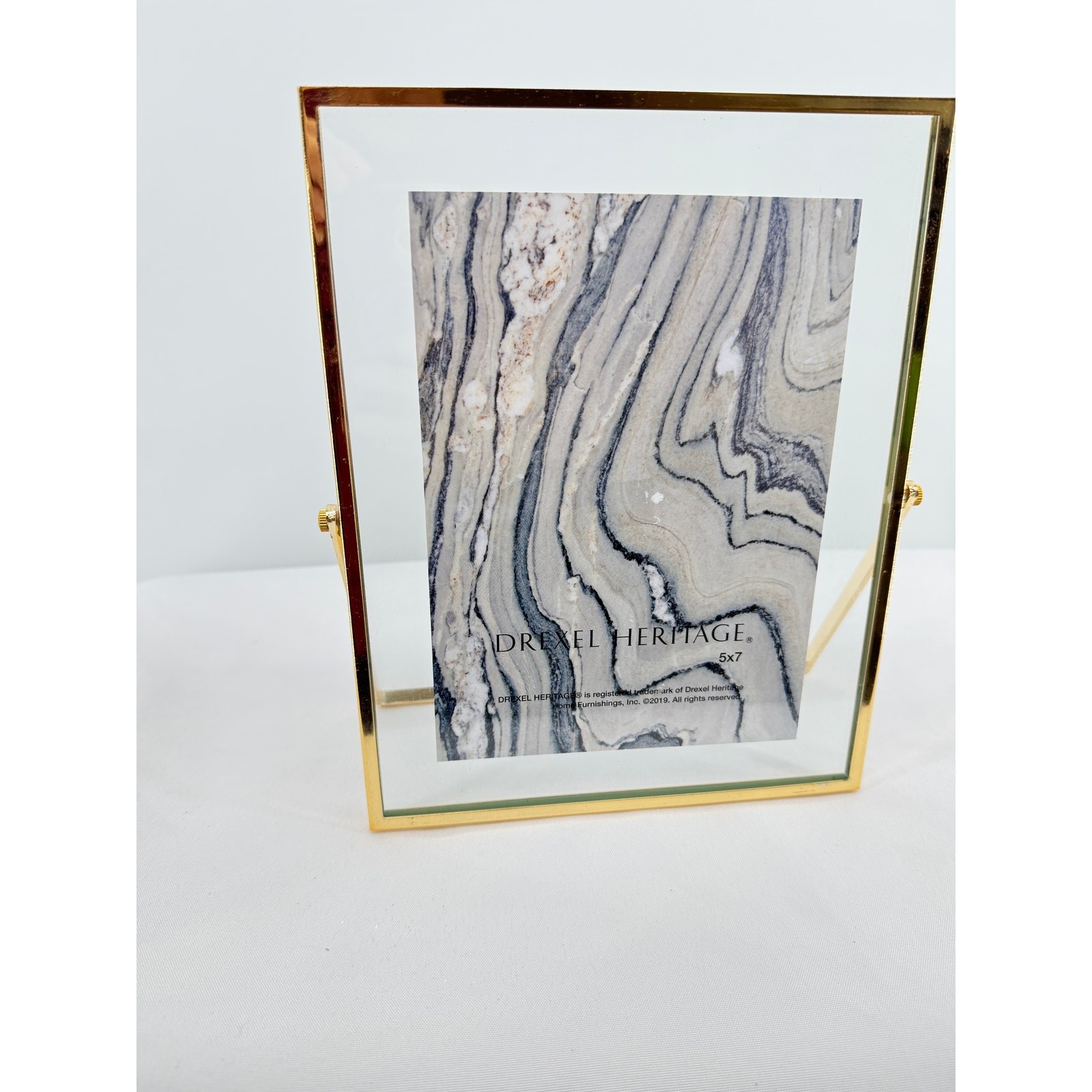 Gold Floating Glass Picture Frame Tabletop Easel Double Glass Metal Frame 5x7