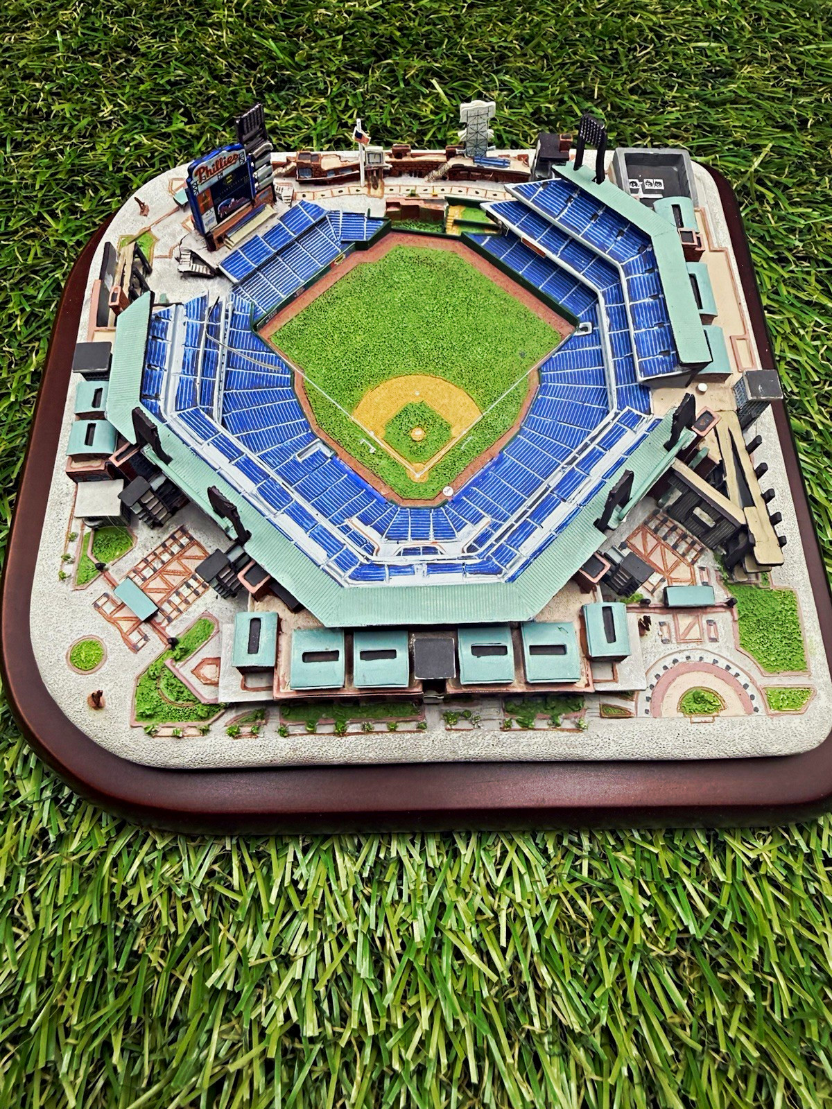 Danbury Mint Stadium Replica Citizens Bank Park Philadelphia Phillies