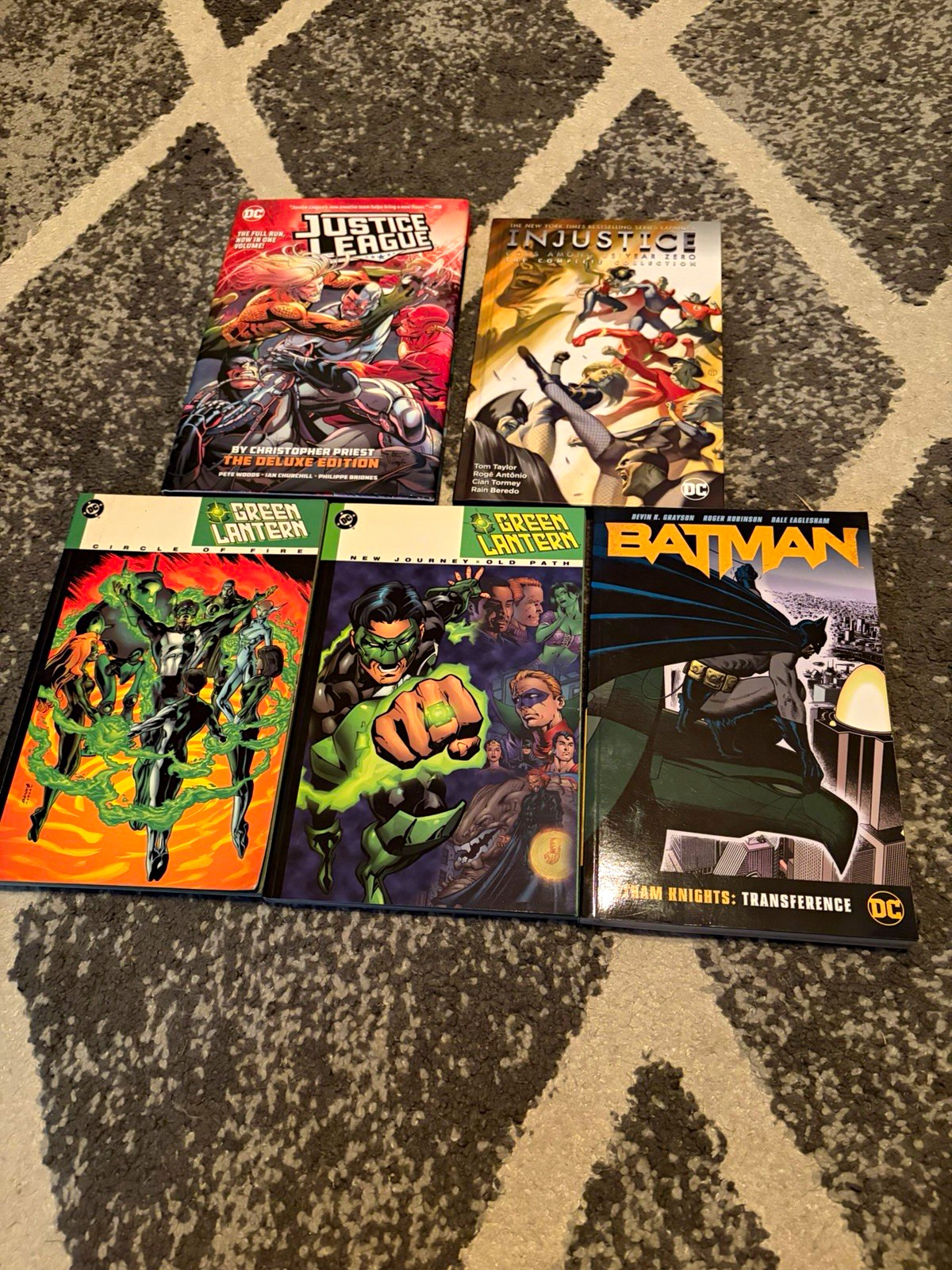DC Comics Hardcover Graphic Novel Mixed Lot Batman Green Lantern Justice League