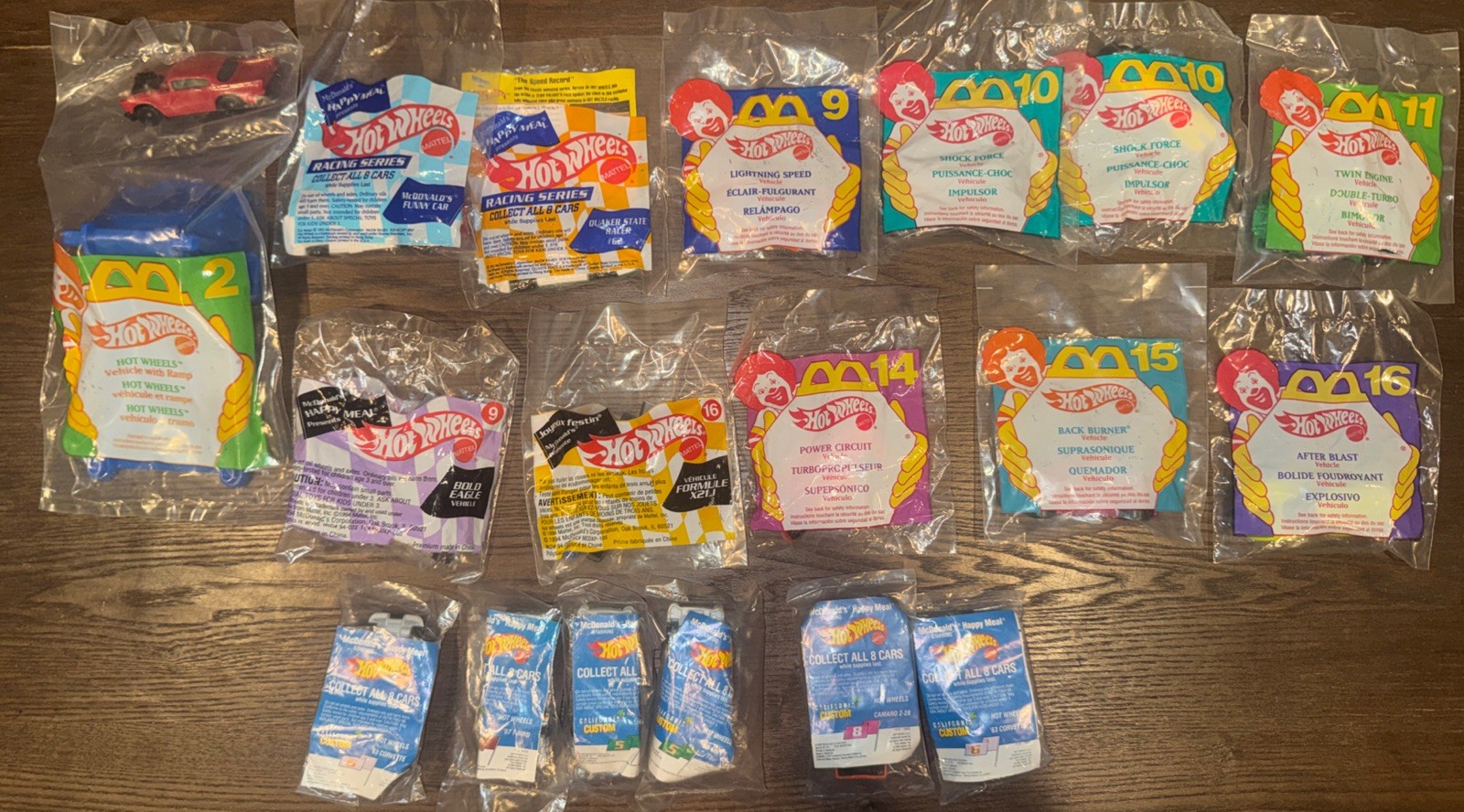 Lot Of 18 VINTAGE 1990’s McDONALD\'S HAPPY MEAL HOT WHEELS TOYS