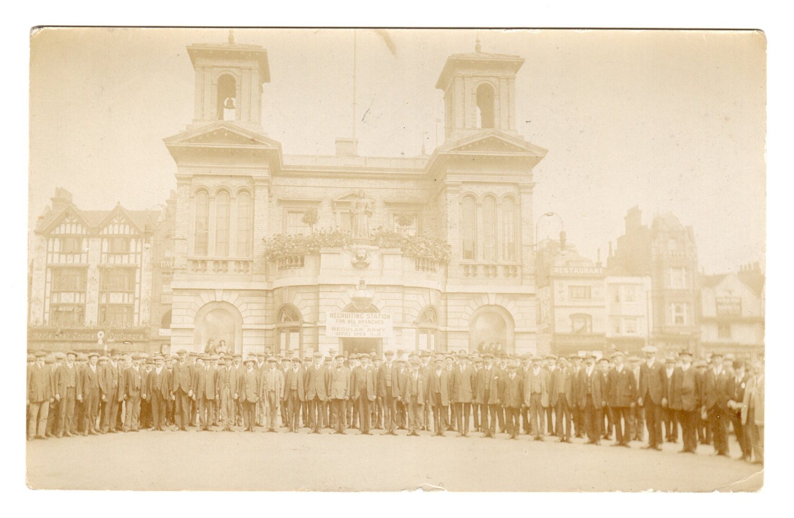 Rare 1914 RPPC Postcard Dover WW1 Army Recruiting Station Volunteers Photo Excellent Rare 1914 RPPC Postcard Dover WW1 Army Recruiting Station Volunteers Photo Excellent