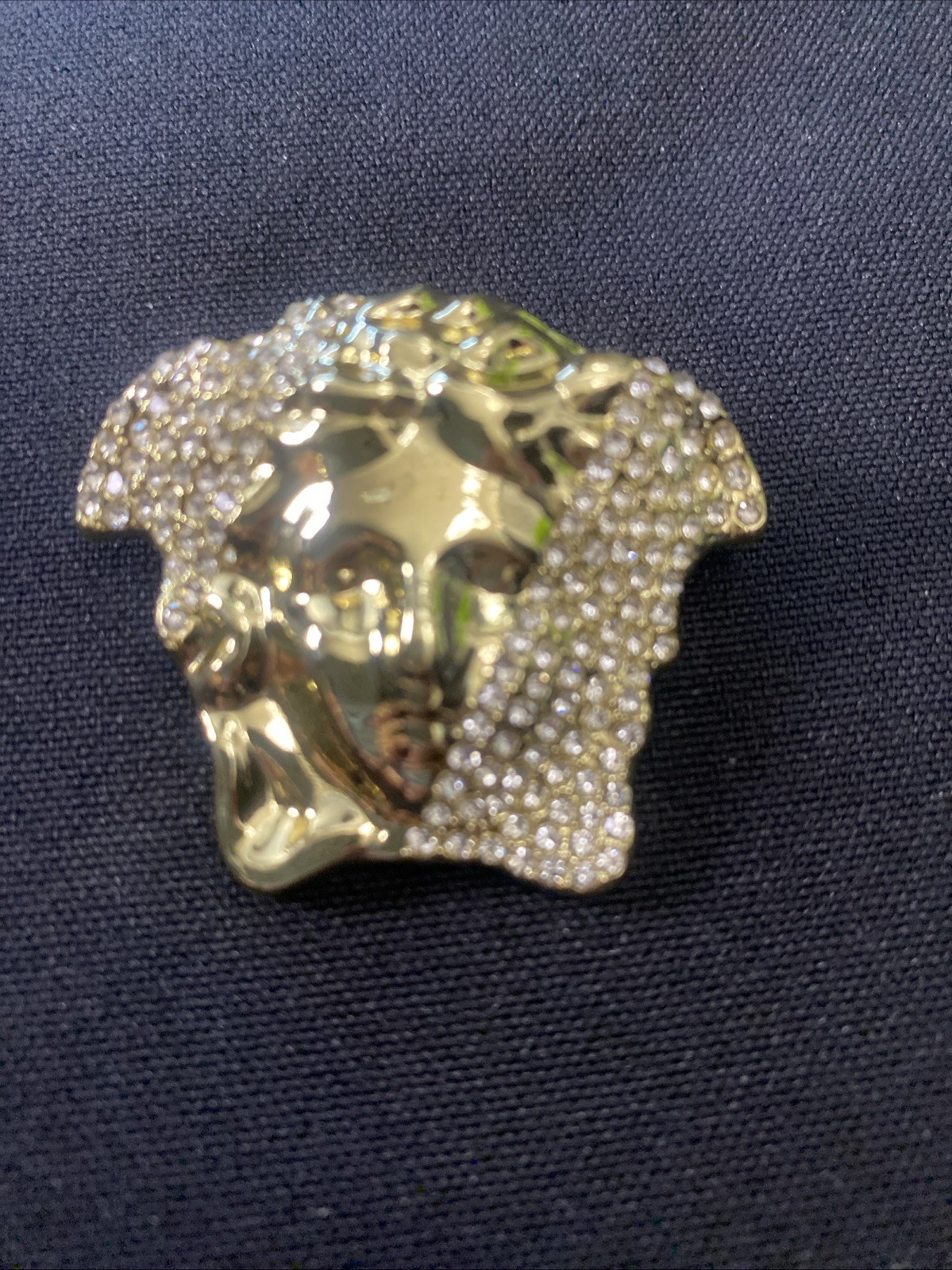 Gianni Versace Elegant Luxury Pin Brooch
