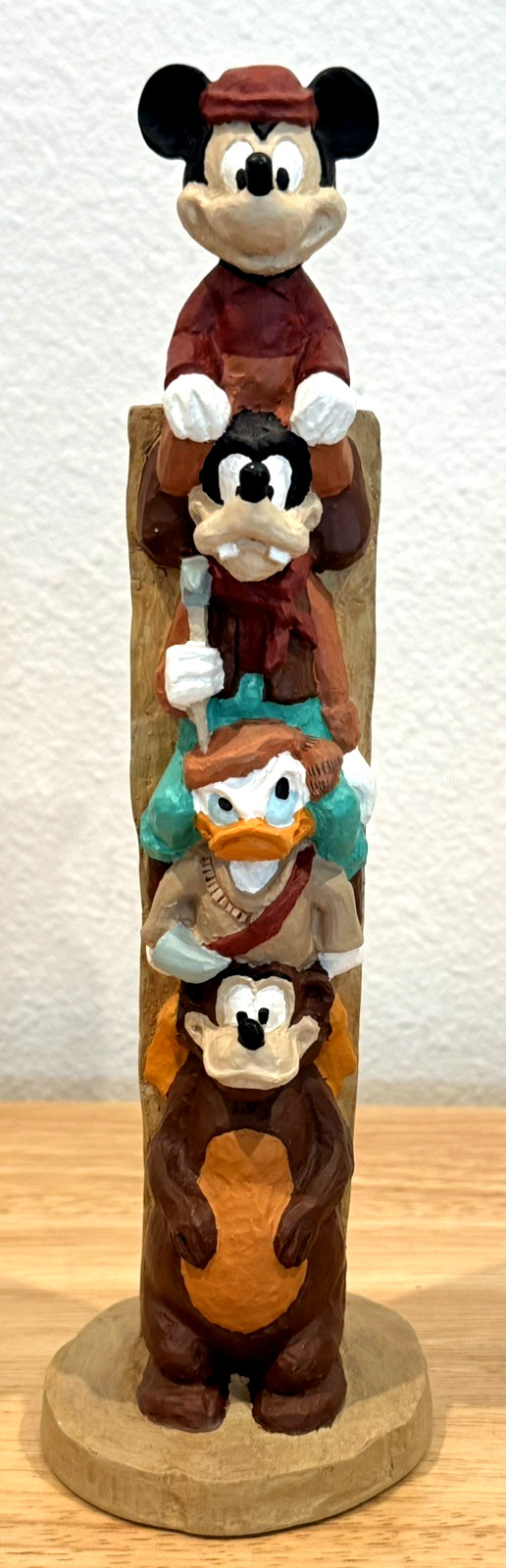 Disney Wilderness Lodge Mickey Goofy Donald Humphrey 10.5\