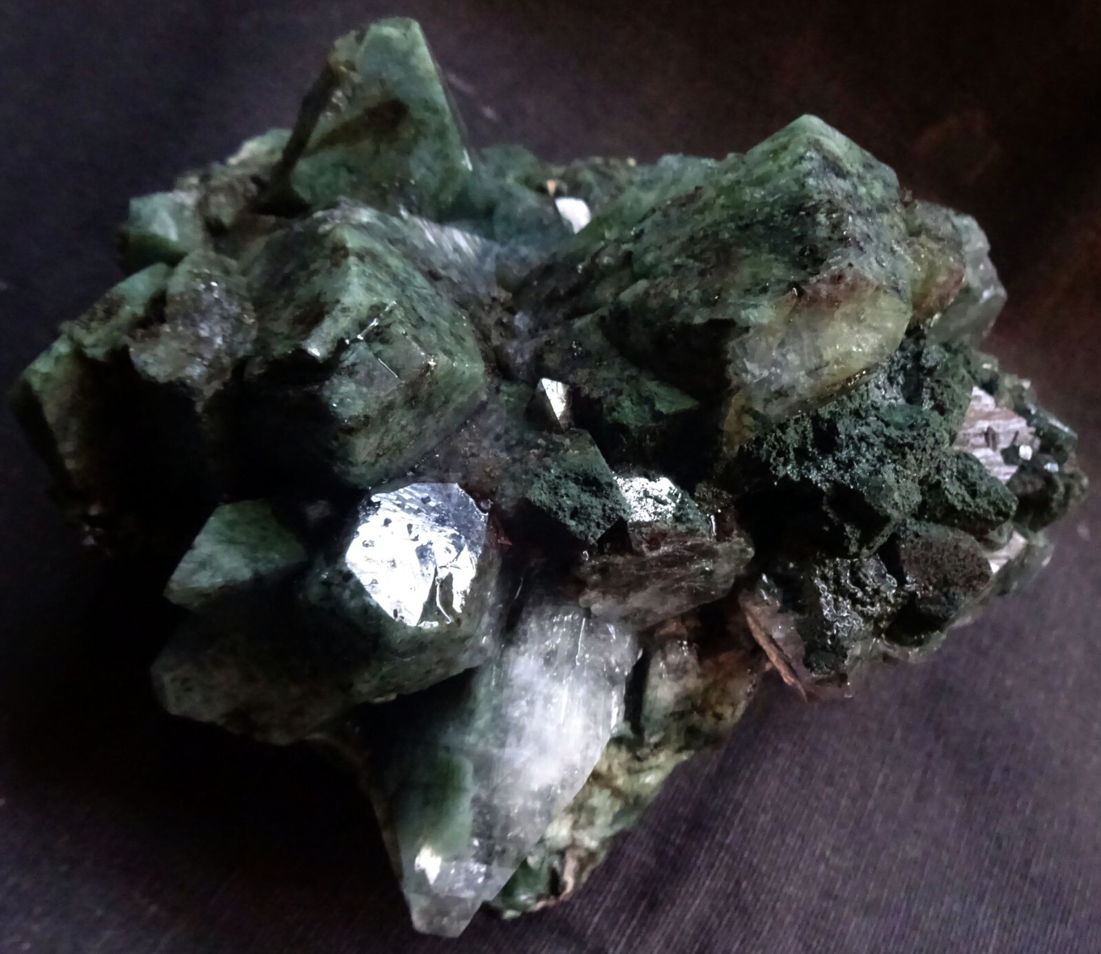 AWESOME MARSHY GREEN APOPHYLLITE CRYSTALS FORMATION MINERALS SPECIMENS