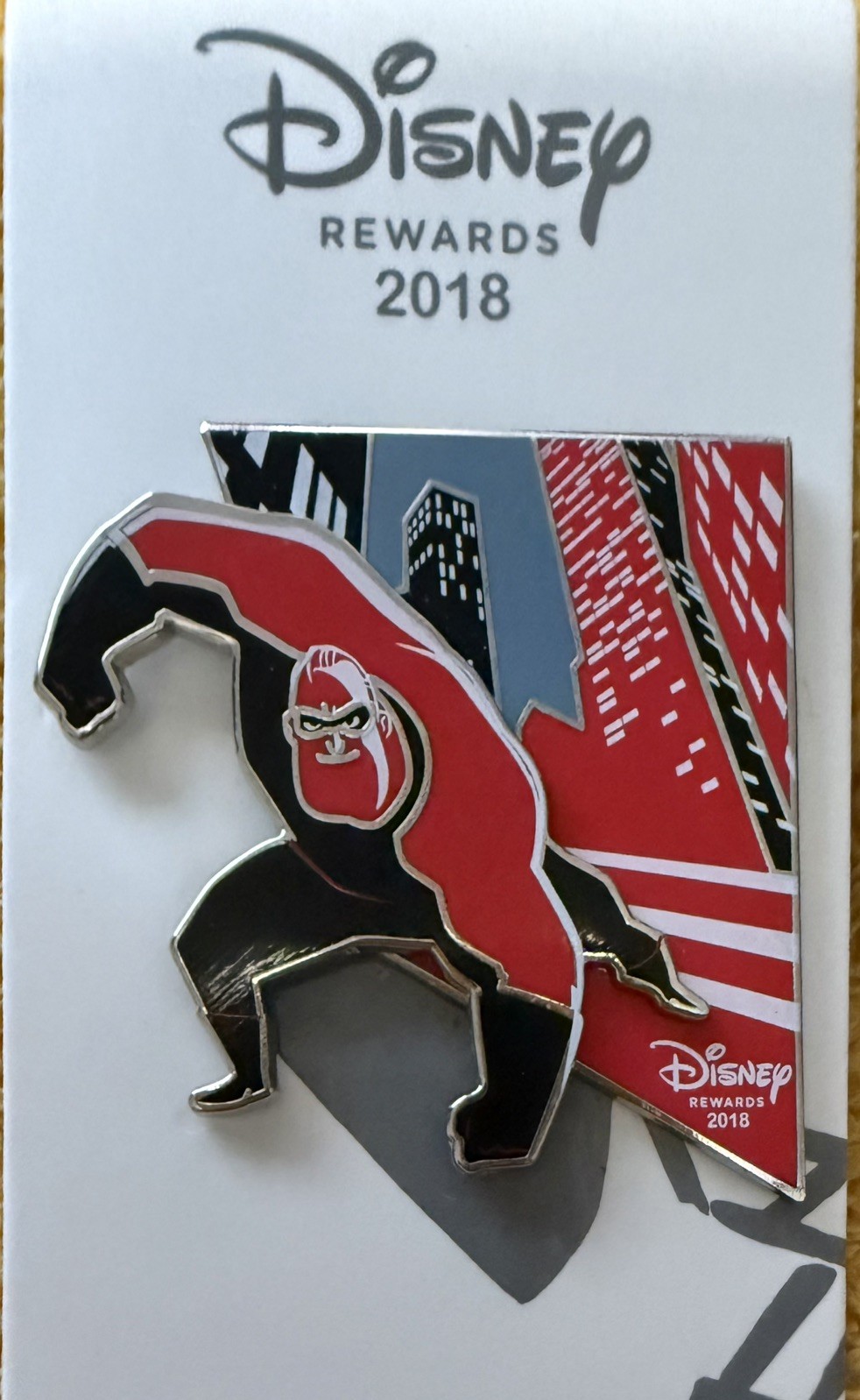 Disney VISA Limited Edition pin 2018
