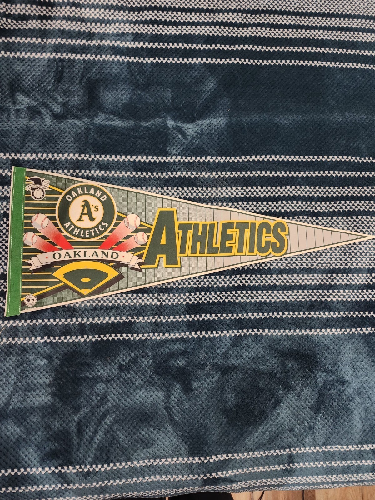 OAKLAND A'S FULL SIZE 12 X 30 Pennant MLB DIAMOND OAKLAND A'S FULL SIZE 12 X 30 Pennant MLB DIAMOND