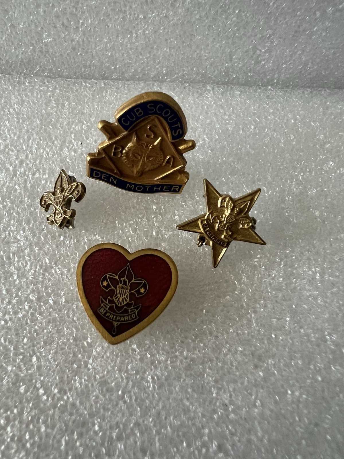 VTG 4 BSA Boy Scouts of America 1960-70’s Pins