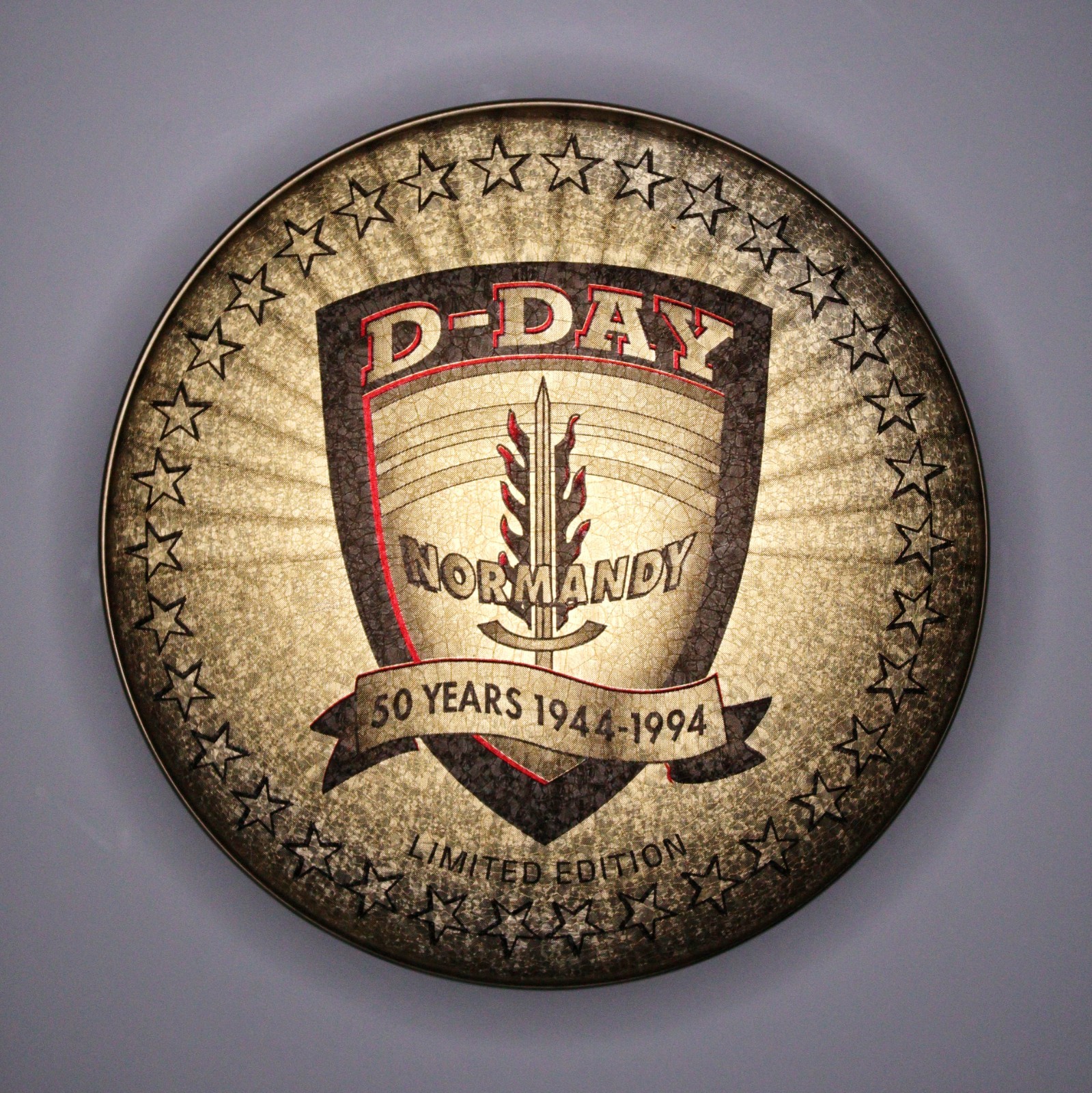 D-Day Normandy 50 Years 1944-1994 Collector\'s Edition Zippo Lighter w/ Tin Case
