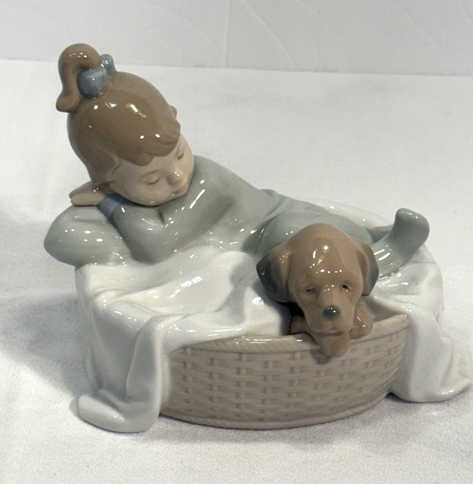 Nao by Lladro “A Basket for Two” #1416 No Box