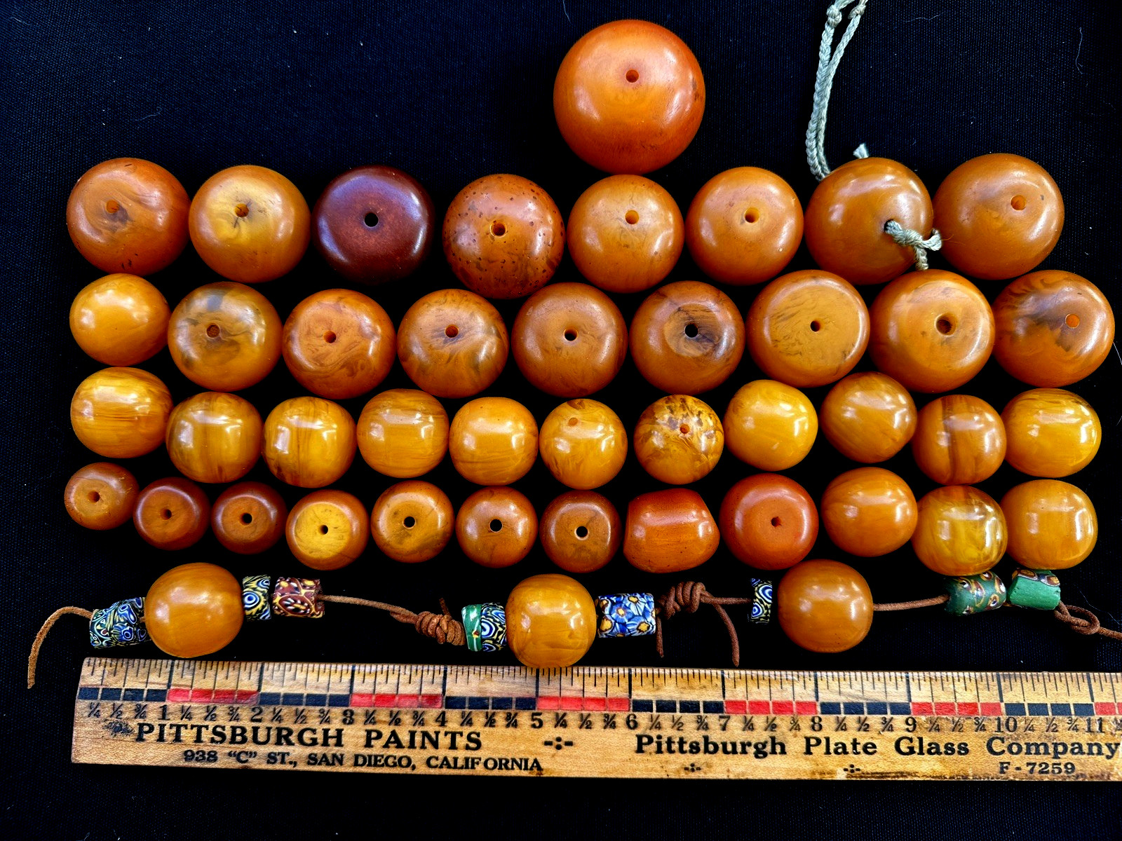 ANTIQUE FATURAN 44pc PRAYER BEAD COLLECTION 674GRAM AFRICA TRADE AMBER BAKELITE