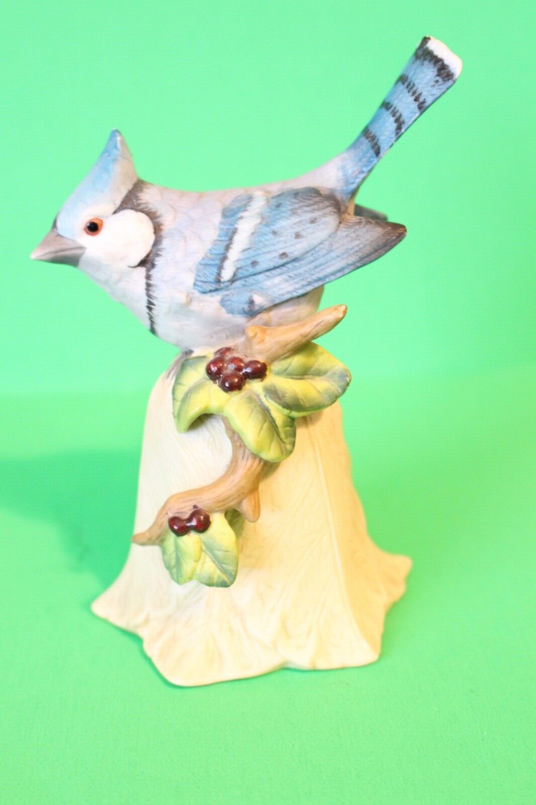 COLLECTABLE BLUEBIRD BELL FIGURINE WOOD BRANCH LEAF WILD BERRIES 