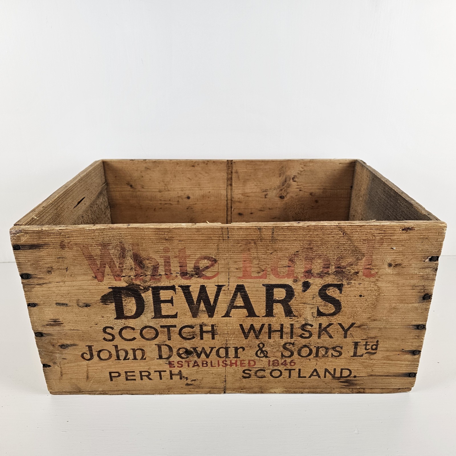 BOX - Vintage Antique Scotch Whiskey Wood Crate - Vintage Dewar\'s Advertisement 