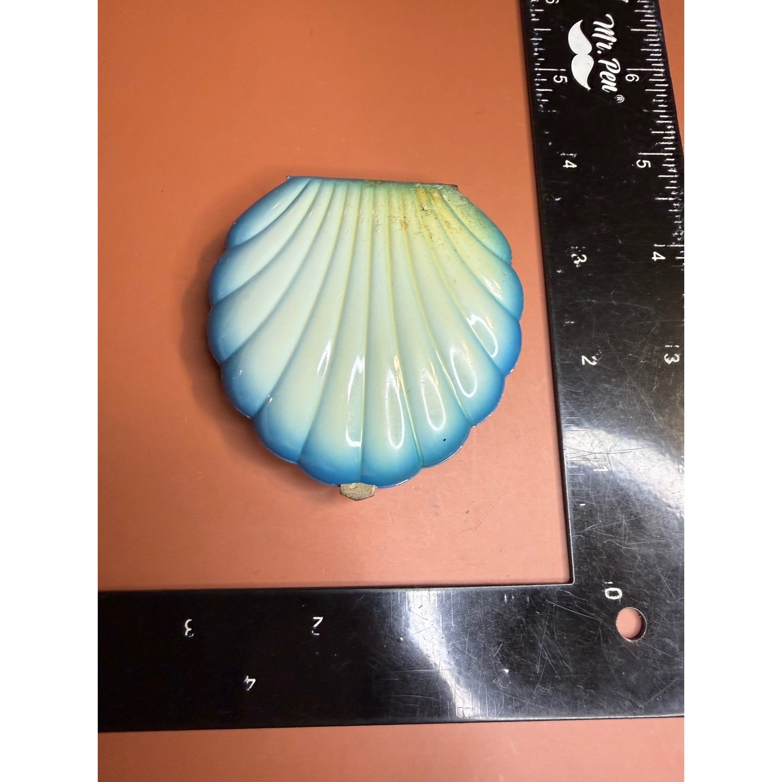 Vintage Elgin Seashell Compact Blue Enamel Ombre Clamshell Rouge Powder Puff