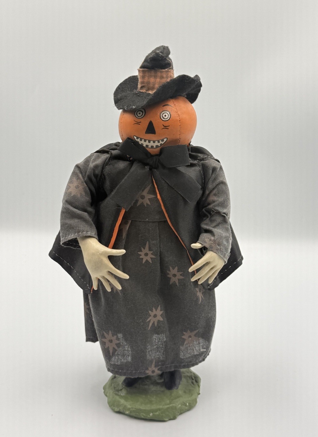 Vintage Primitive Folk Art Pumpkin Head Man Halloween Figure Decor Cody Foster