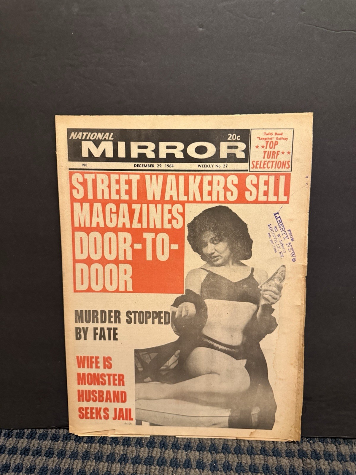 1964 National Mirror Newspaper, Street Walkers Sell Magazines Door-to-Door (10W)