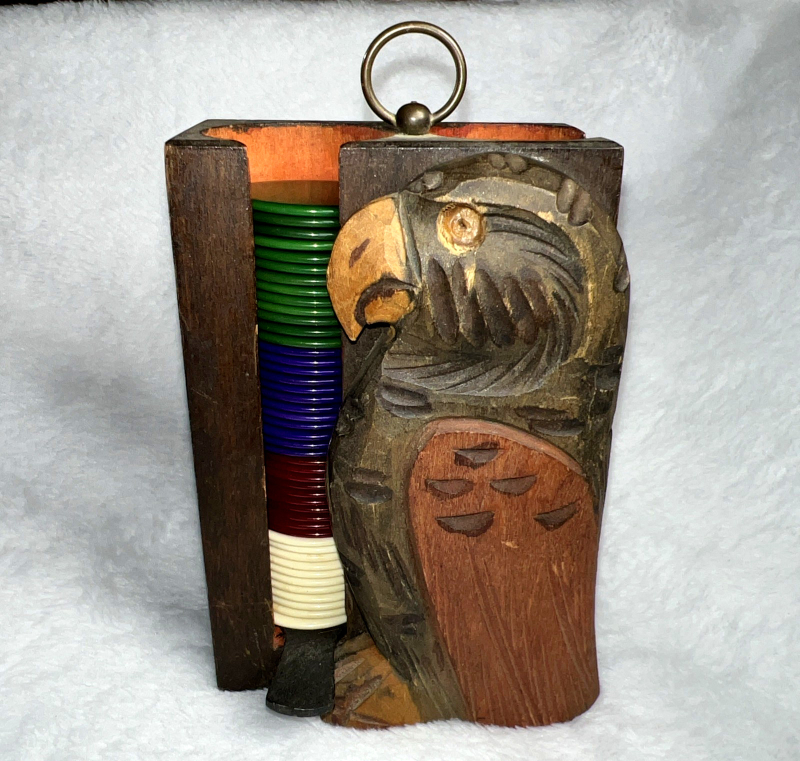 Vintage BAKELITE POKER/Game Chips W/ Wooden Hand Carved Parrot Bird Holder