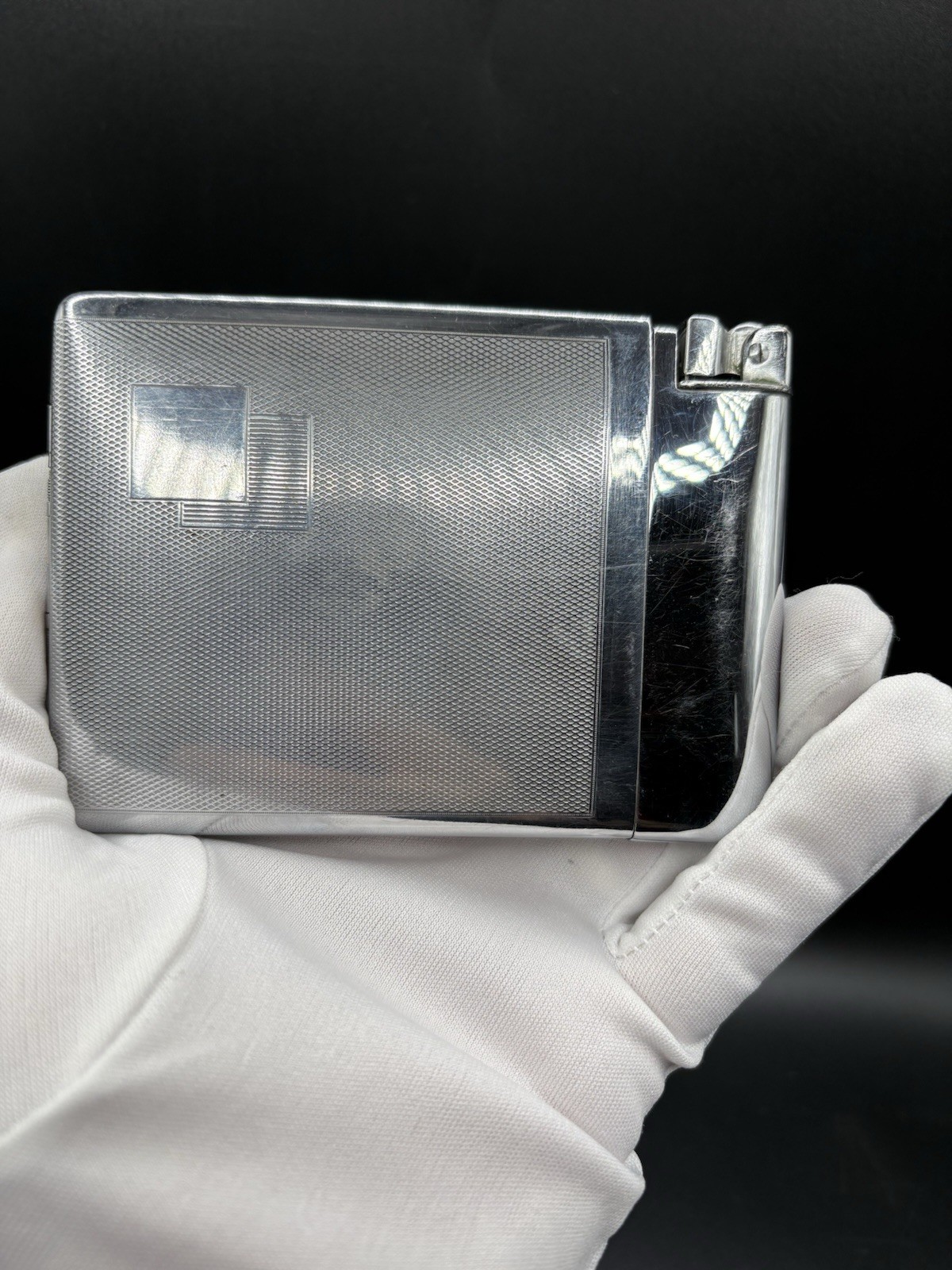 Vintage 1940s Royal Case-Lite Cigarette Case Lighter Combo ENGINE TURNED Working Vintage 1940s Royal Case-Lite Cigarette Case Lighter Combo ENGINE TURNED Working