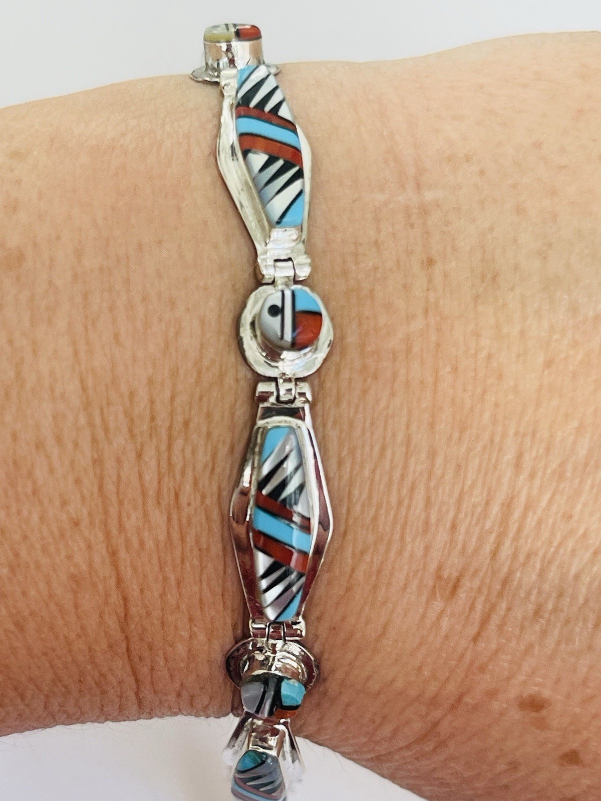 Vtg Native American ZUNI Sterling SunFace Inlaid Onyx Pearl Coral Bracelet 6.5”